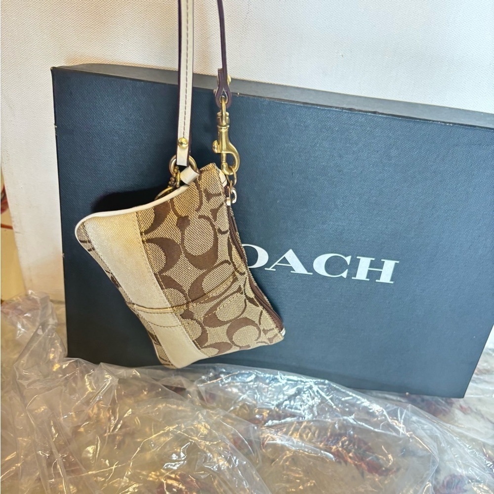 Coach Signature Stripe Khaki & Champagne Tan Signature & Leather Wristlet